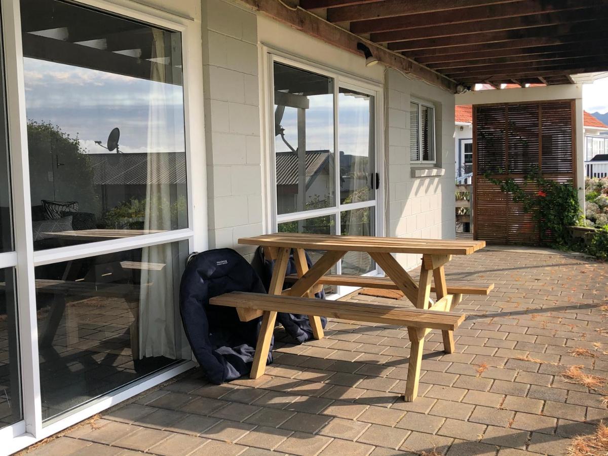 Gilmour Getaway Appartamento Raglan Esterno foto
